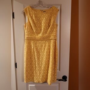 Yellow Adrianna Papell dress, size 14